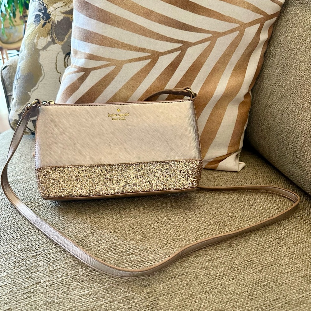 Kate Spade Greta Court Ramey Crossbody Cityscape (992) Saffiano PVC Gold Glitter - Picture 14 of 15